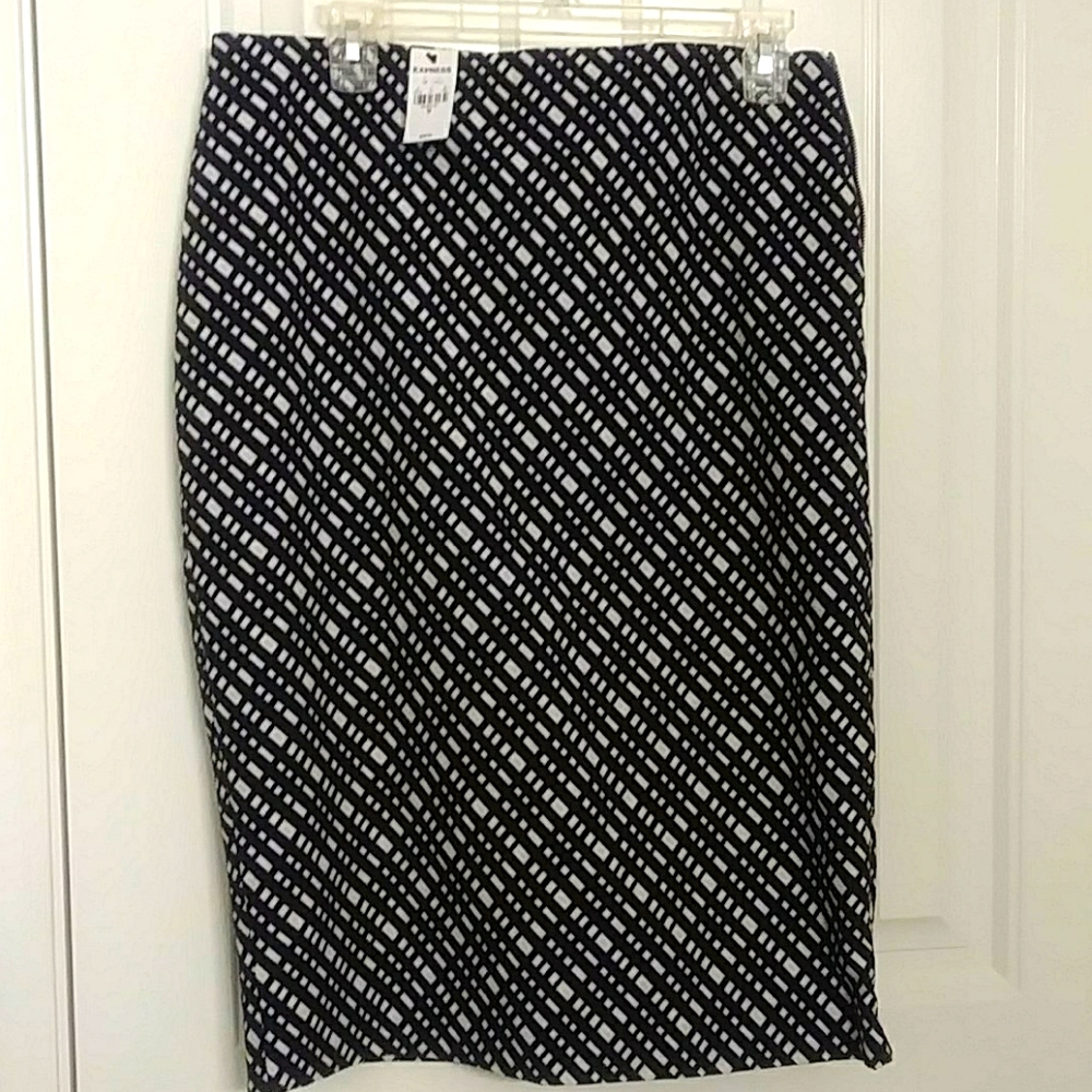 EXPRESS GORGEOUS BLACK/WHITE SKIRT